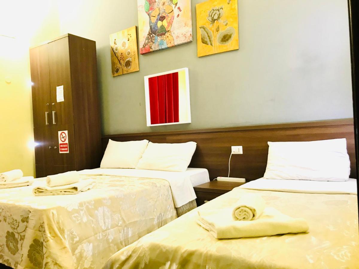 Holiday Rome Termini Hotel Exterior foto